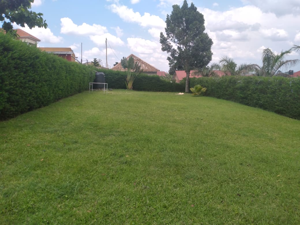 Mapeera Gardens